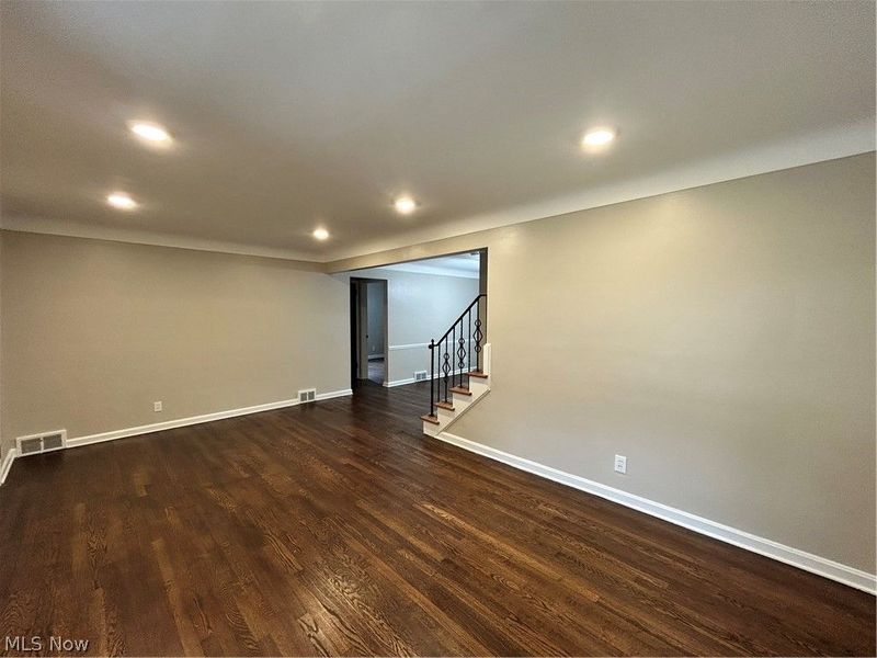 13099 Cedar Road, Cleveland Heights, OH 44118 Photo 14