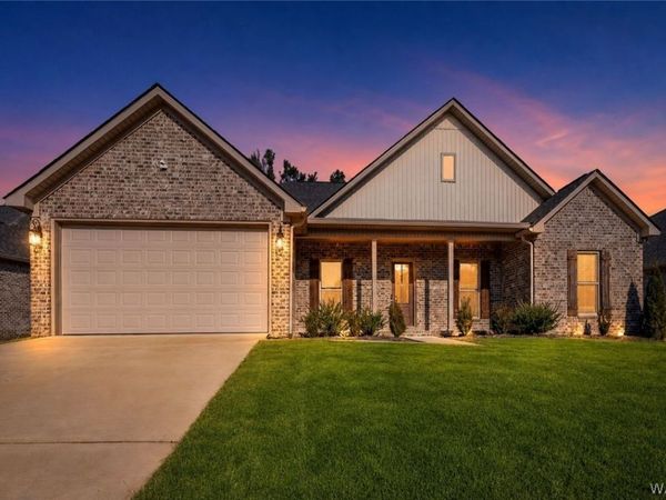5240 Summerfield Drive E, Tuscaloosa, AL 35404