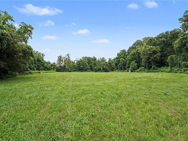 543 Bald Hill Loop Road , Madison, NC 27025