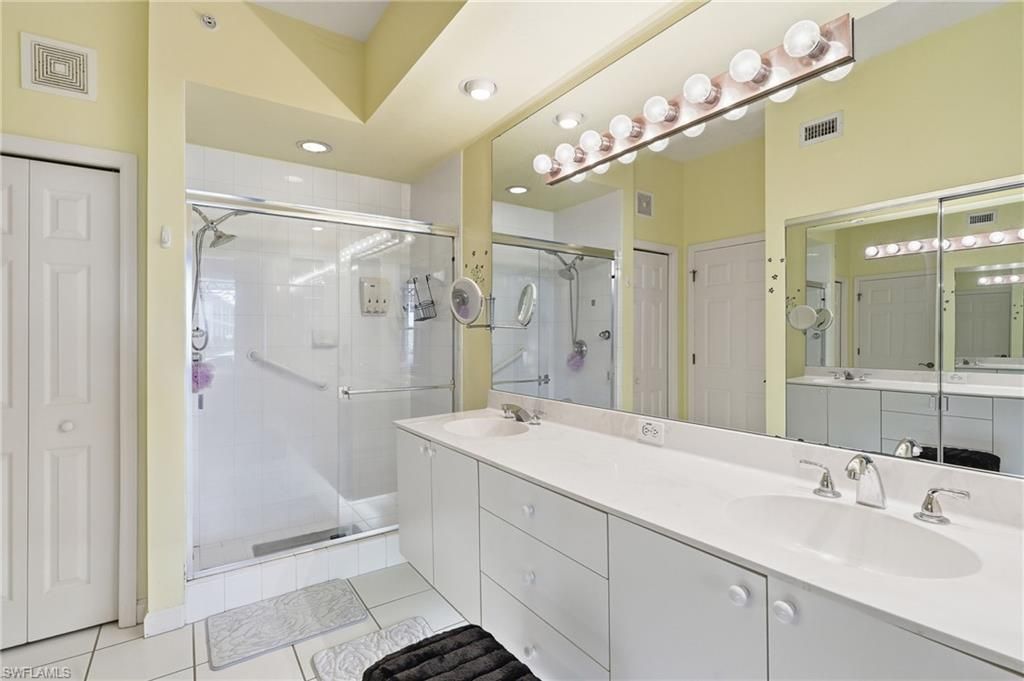 6700 Beach Resort Dr , Unit 13, Naples, FL 34114 Photo
