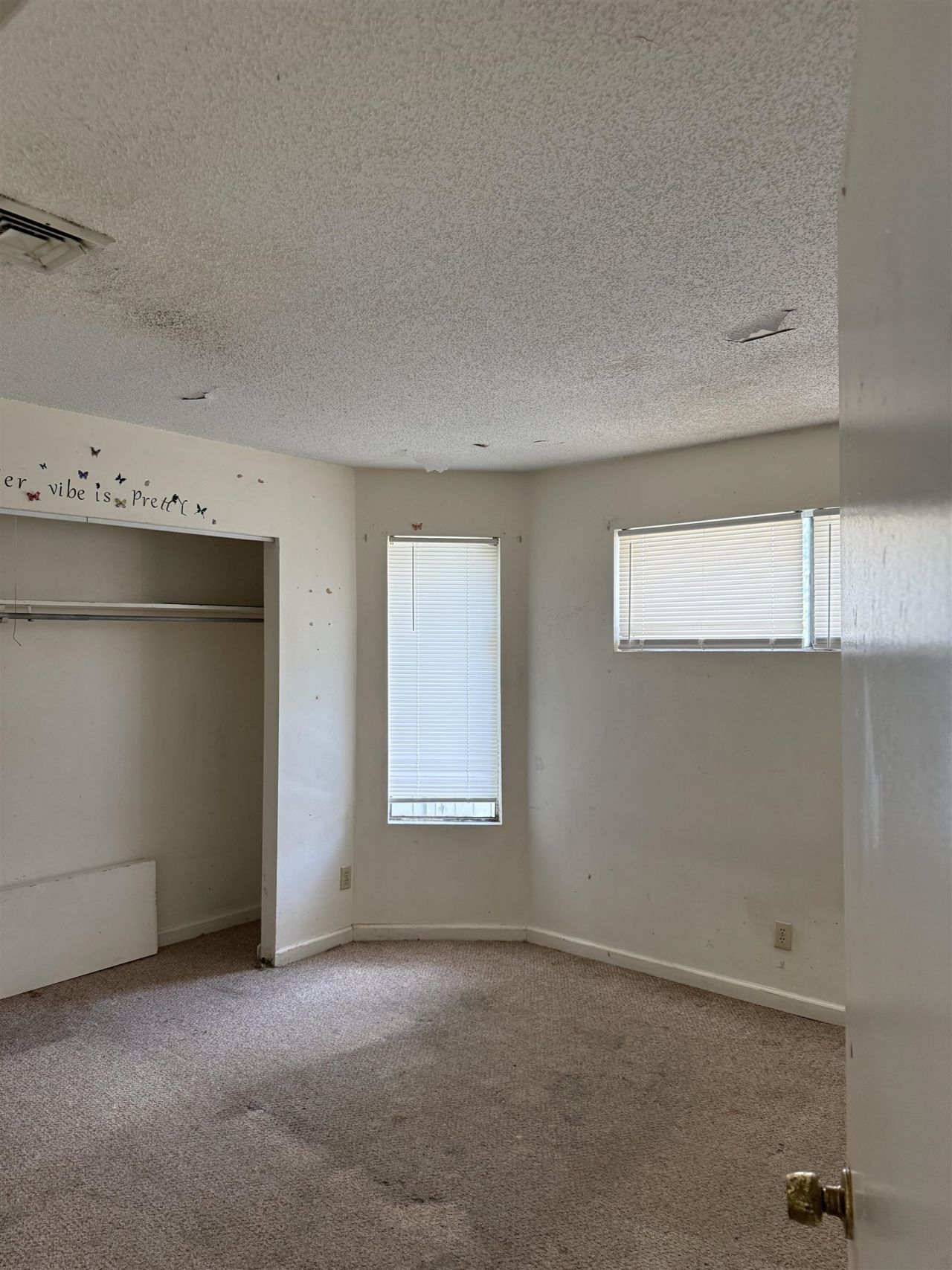 2000 Greens Blvd. Photo 12