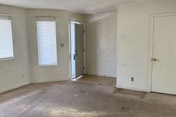 2000 Greens Blvd. photo 4
