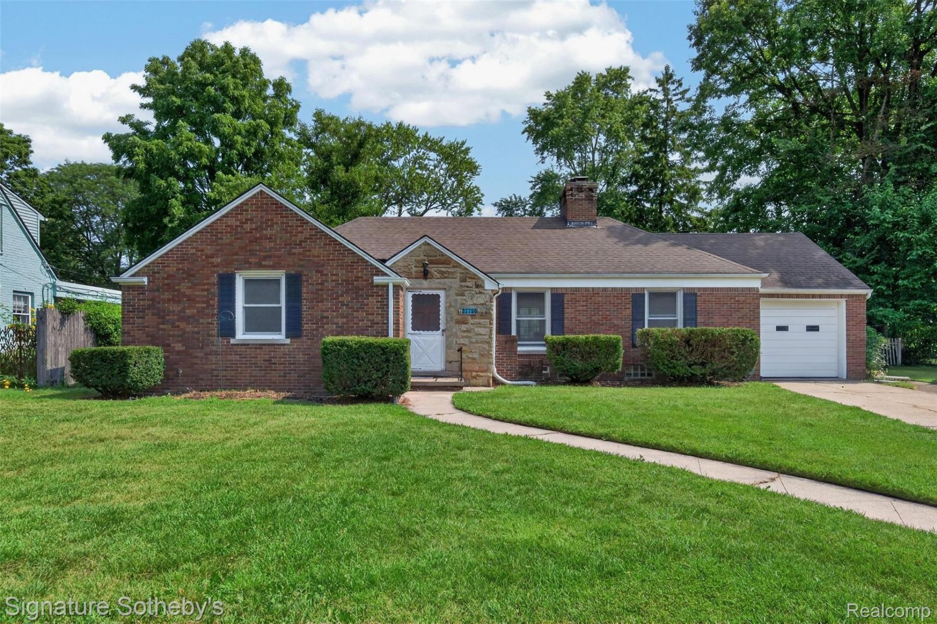 27786 California Drive Ne, Lathrup Village, Mi 48076 Main Photo