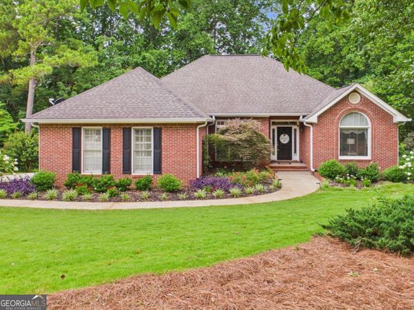 5007 Lakeridge Close, Mcdonough, GA 30253