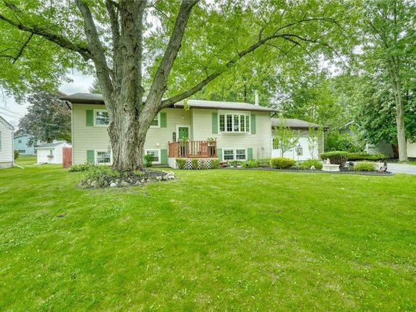 24 Evergreen Drive, Rochester, NY 14624