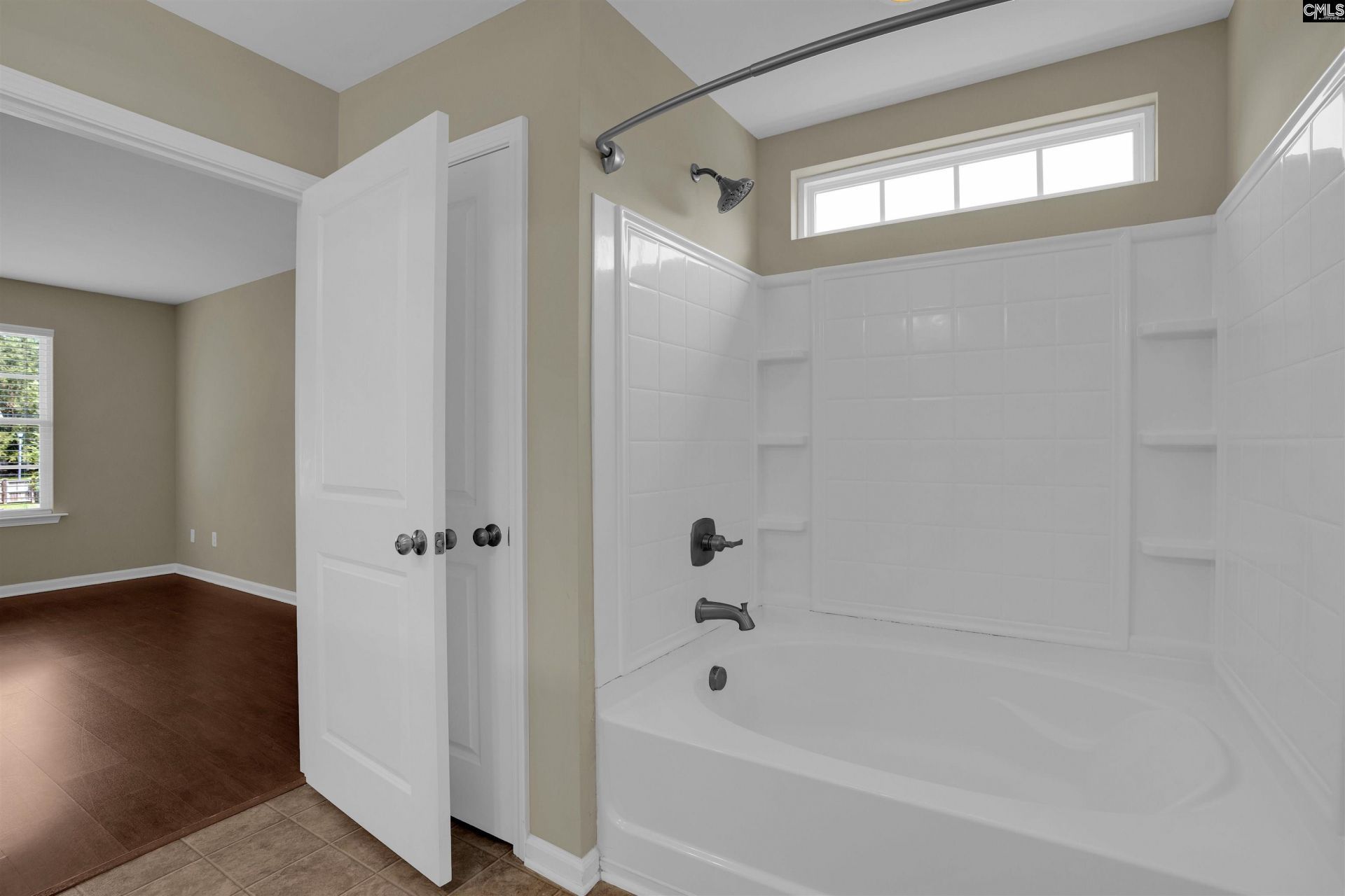 157 Wingspan Way  Photo 26