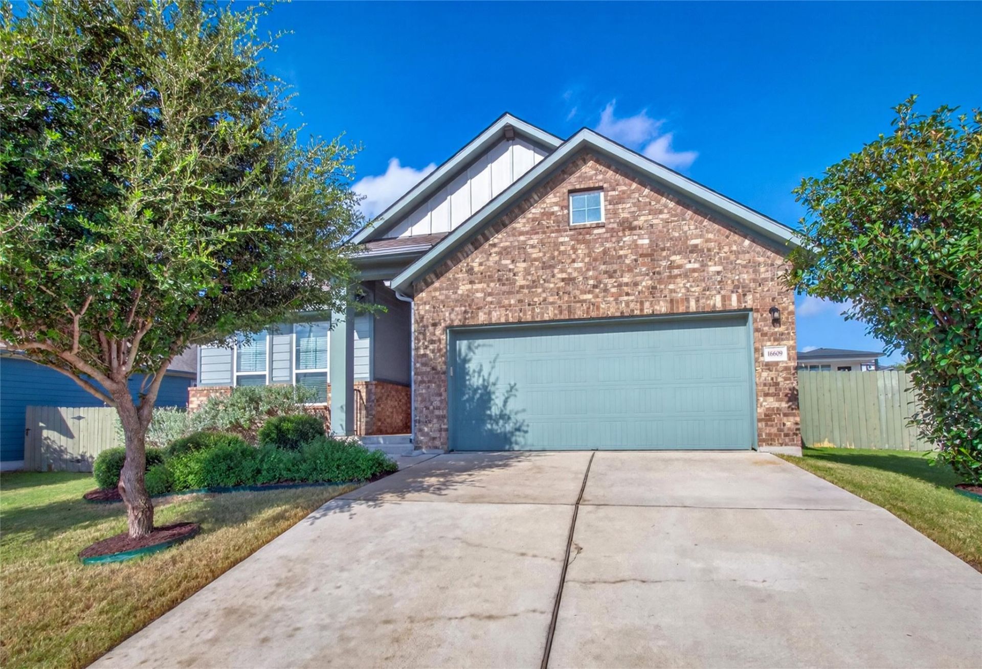 16609 Sumptuous Dr, Manor, TX 78653 Main Photo