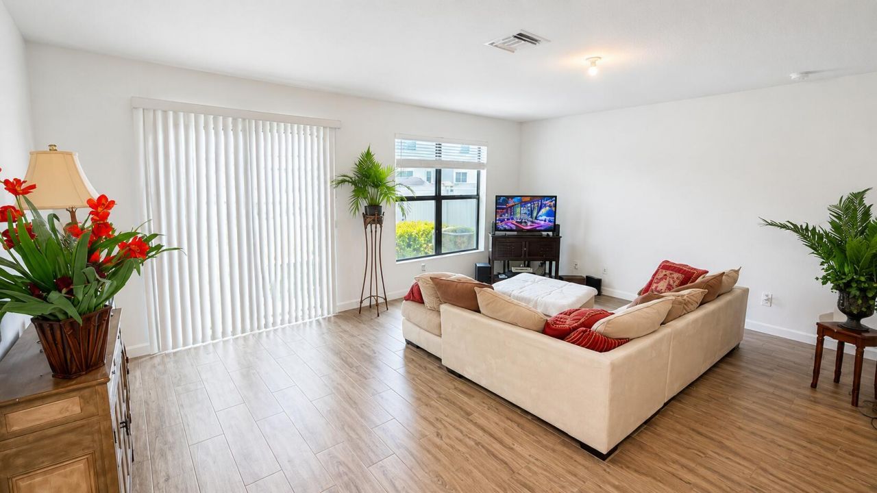 4414 Hemlock Drive, Riviera Beach, FL 33410 Photo