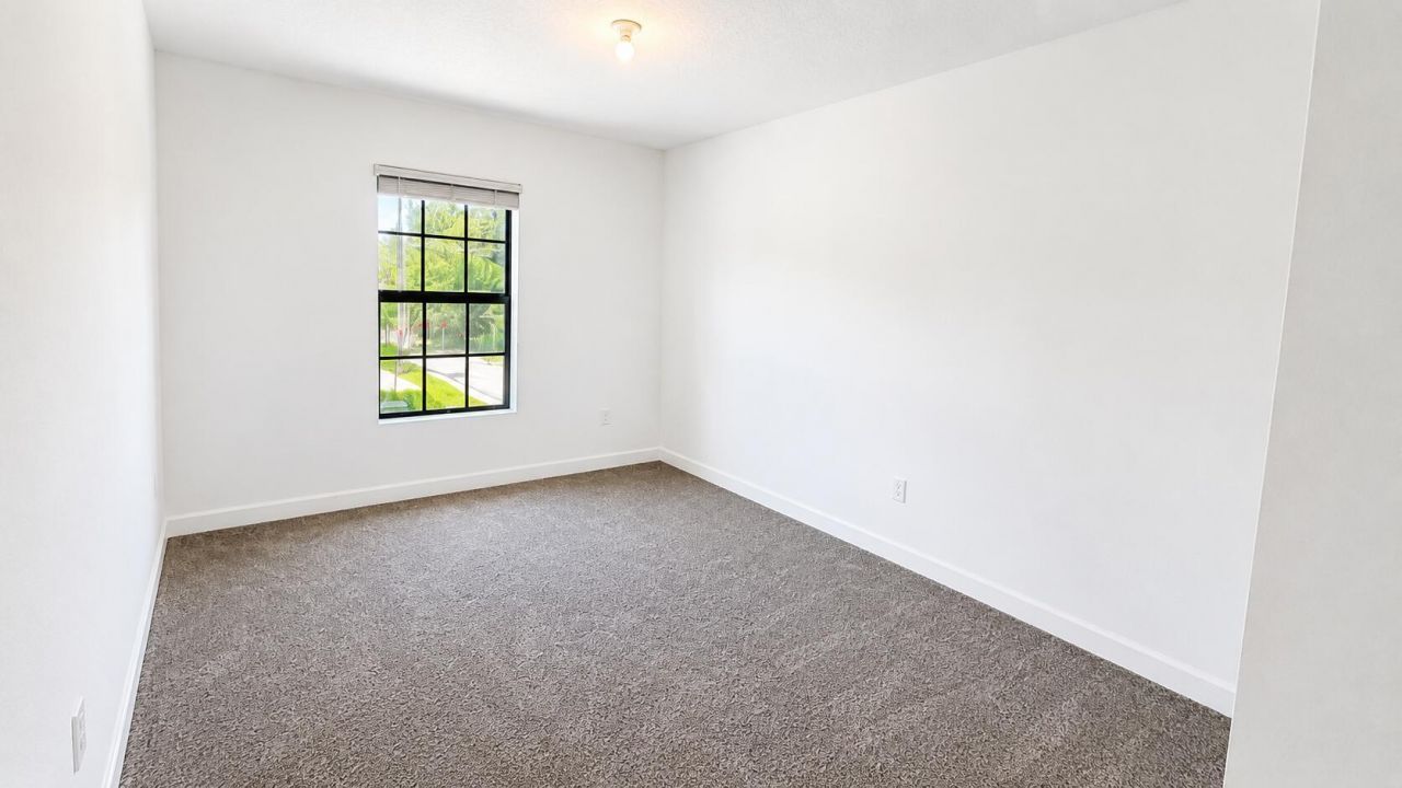 4414 Hemlock Drive, Riviera Beach, FL 33410 Photo