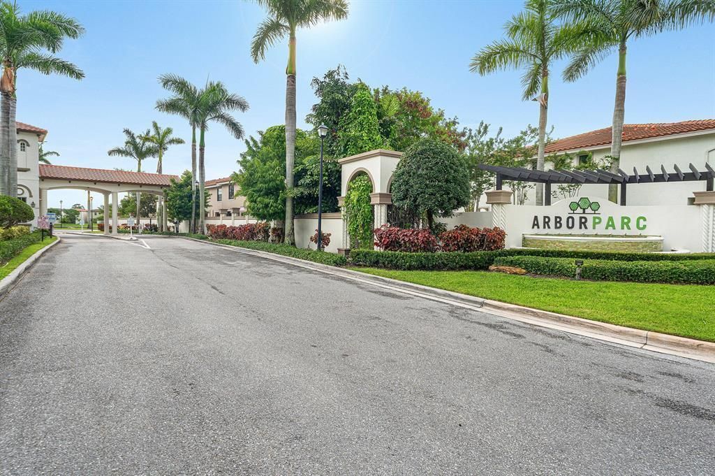 4414 Hemlock Drive, Riviera Beach, FL 33410 Photo