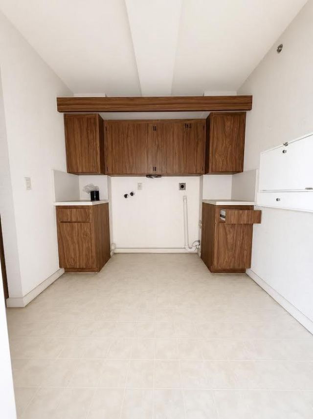 3540 Whitehall Drive, Unit 105, West Palm Beach, FL 33401 Photo