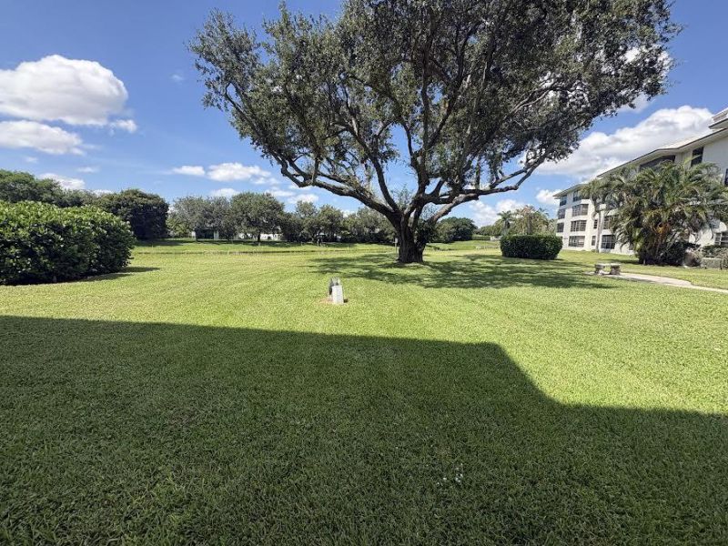 3540 Whitehall Drive, Unit 105, West Palm Beach, FL 33401 Photo
