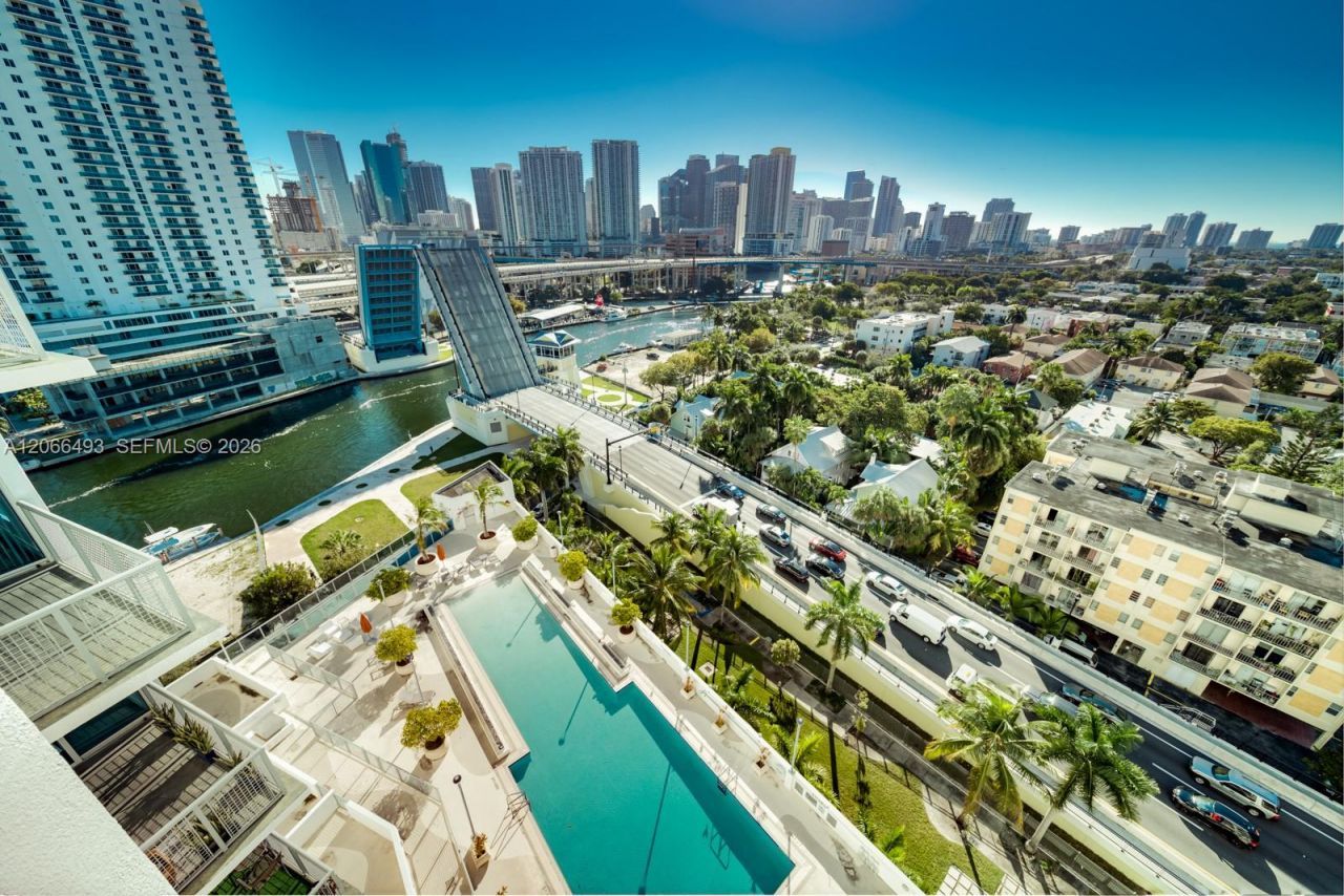 10 SW South River Dr, Unit 1406, Miami, FL 33130 Photo