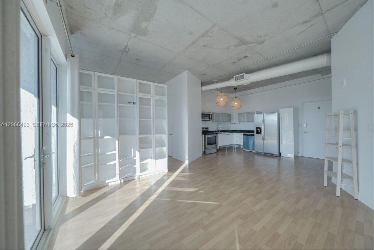 10 SW South River Dr, Unit 1406, Miami, FL 33130 Photo