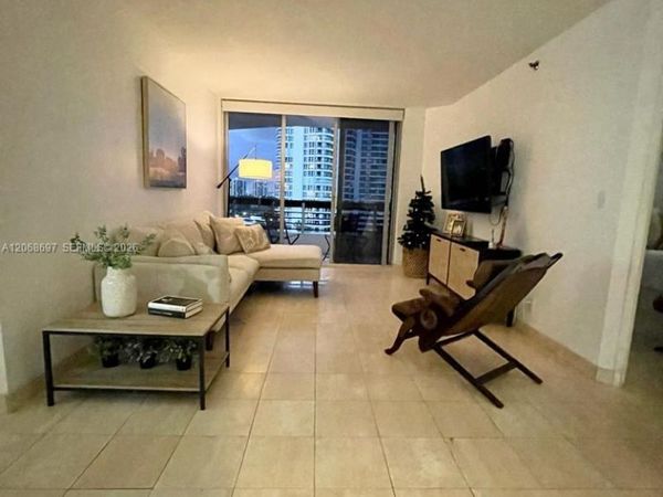 3600 Mystic Pointe dr , Unit 1010, Aventura, FL 33180