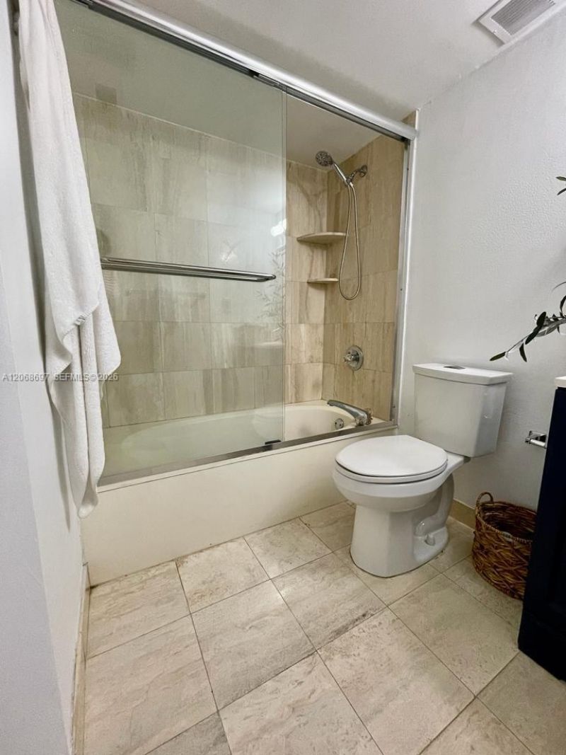 3600 Mystic Pointe Dr , Unit 1010, Aventura, FL 33180 Photo