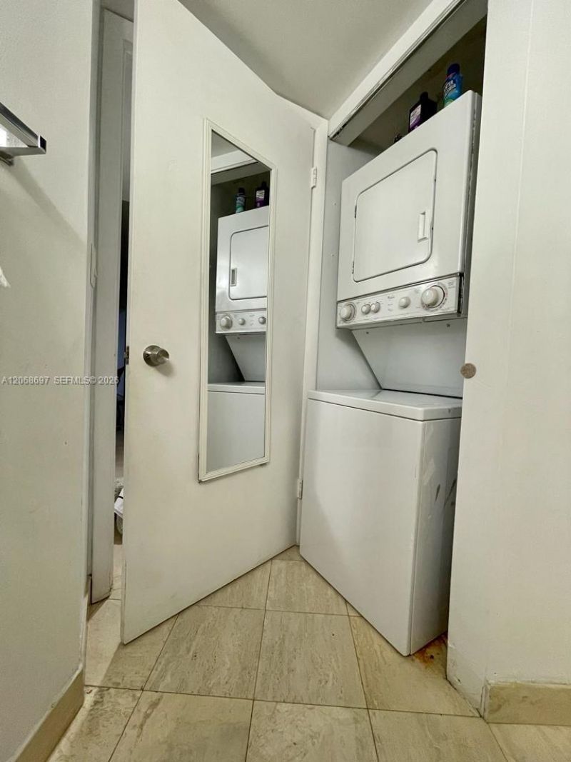 3600 Mystic Pointe Dr , Unit 1010, Aventura, FL 33180 Photo