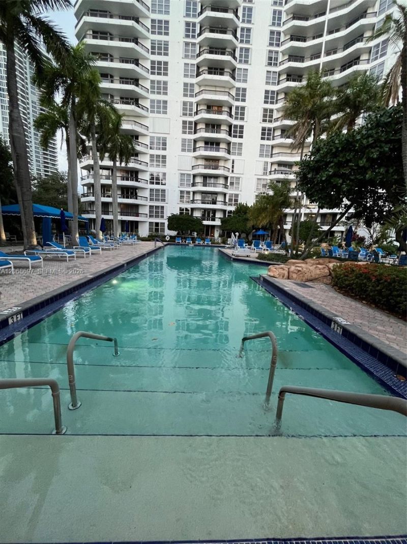 3600 Mystic Pointe Dr , Unit 1010, Aventura, FL 33180 Photo