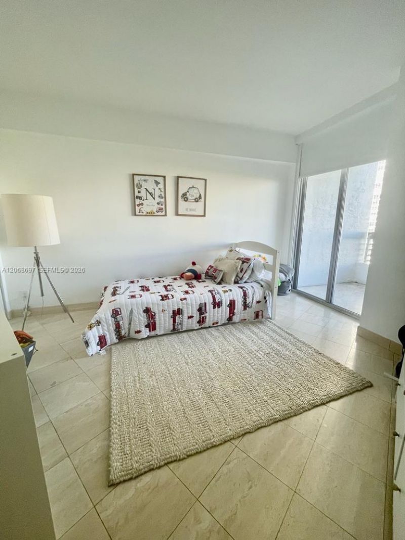 3600 Mystic Pointe Dr , Unit 1010, Aventura, FL 33180 Photo