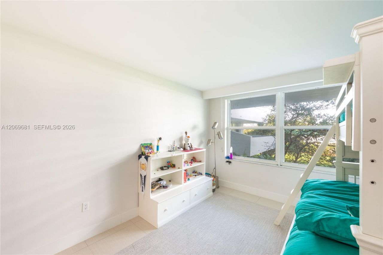 199 Ocean Lane Dr , Unit 206, Key Biscayne, FL 33149 Photo