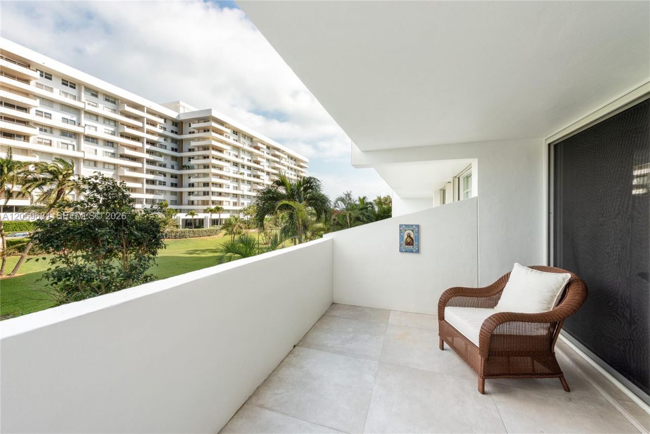 199 Ocean Lane Dr , Unit 206, Key Biscayne, FL 33149 Photo