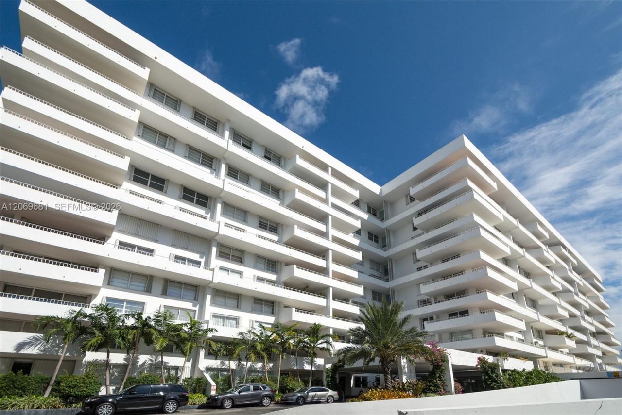 199 Ocean Lane Dr , Unit 206, Key Biscayne, FL 33149 Photo