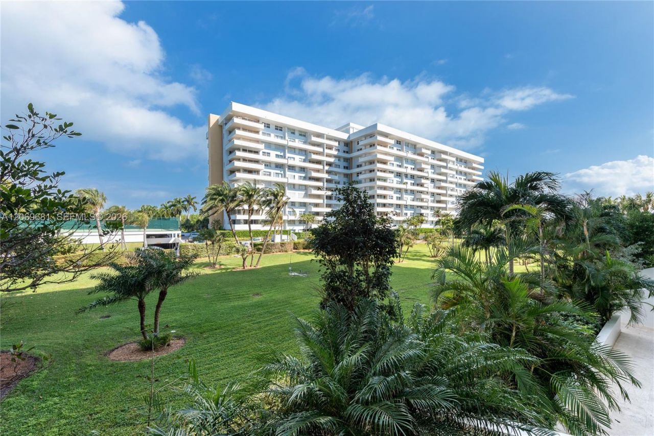 199 Ocean Lane Dr , Unit 206, Key Biscayne, FL 33149 Photo