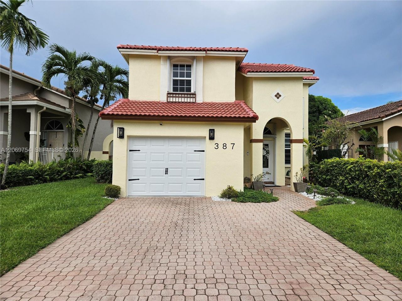 387 NW 107th Ave, Pembroke Pines, FL 33026 Photo