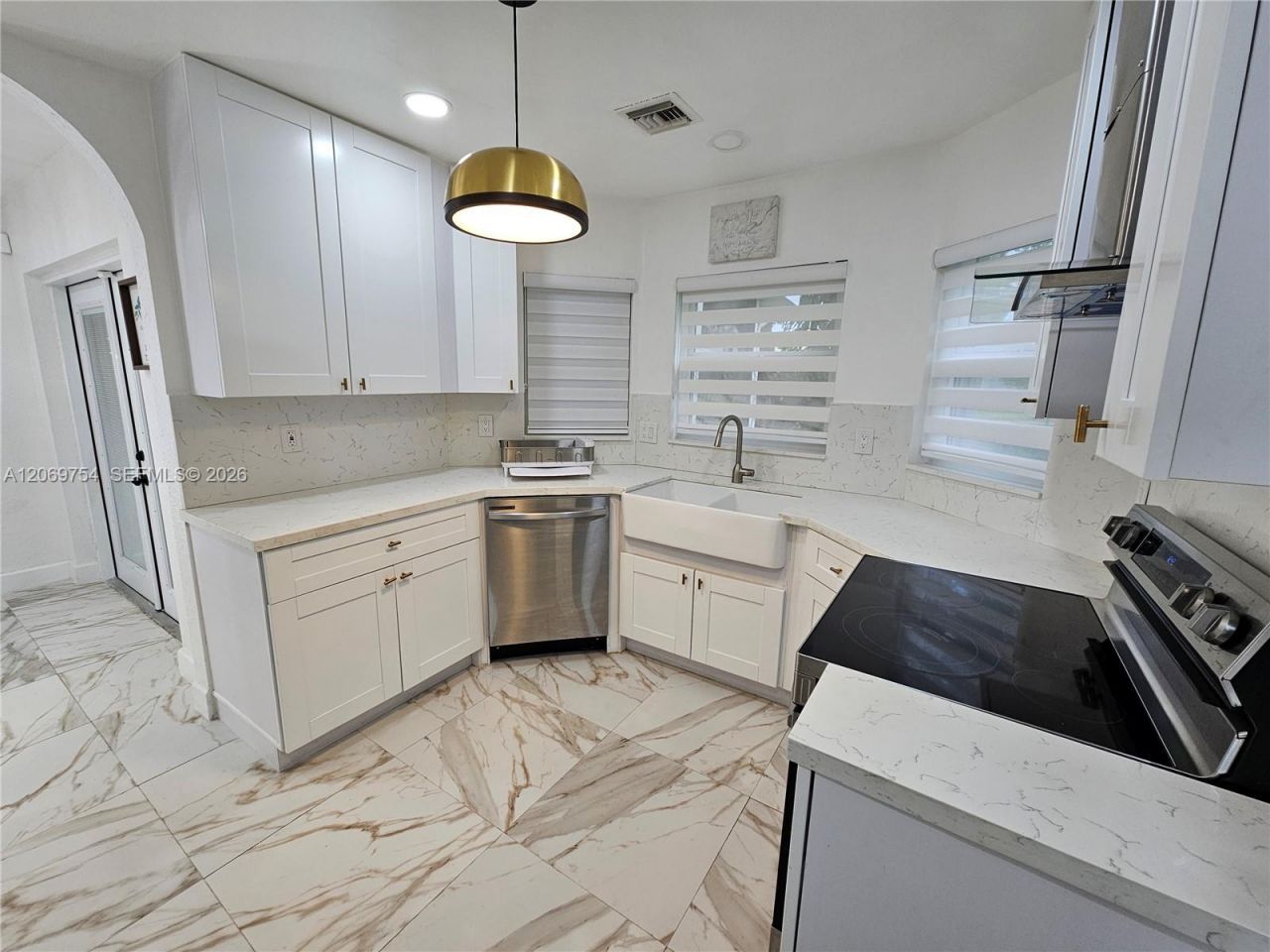 387 NW 107th Ave, Pembroke Pines, FL 33026 Photo