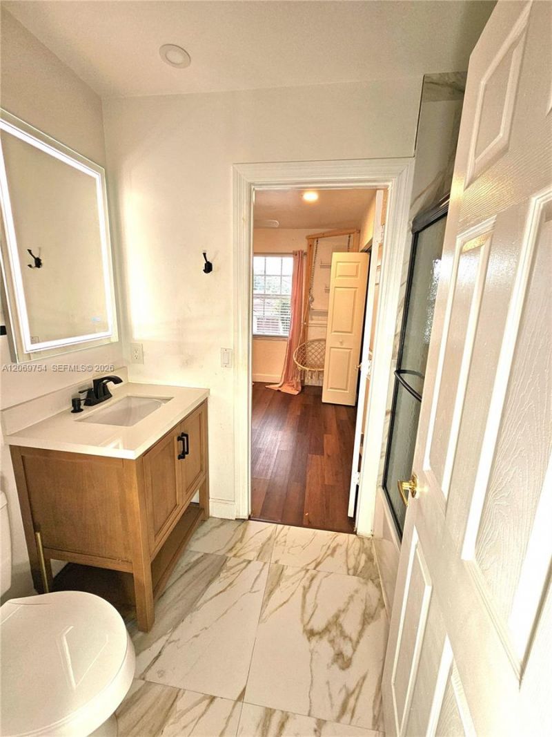 387 NW 107th Ave, Pembroke Pines, FL 33026 Photo