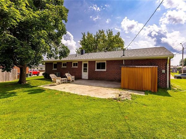 272 Foothill Drive, Brookville, OH 45309