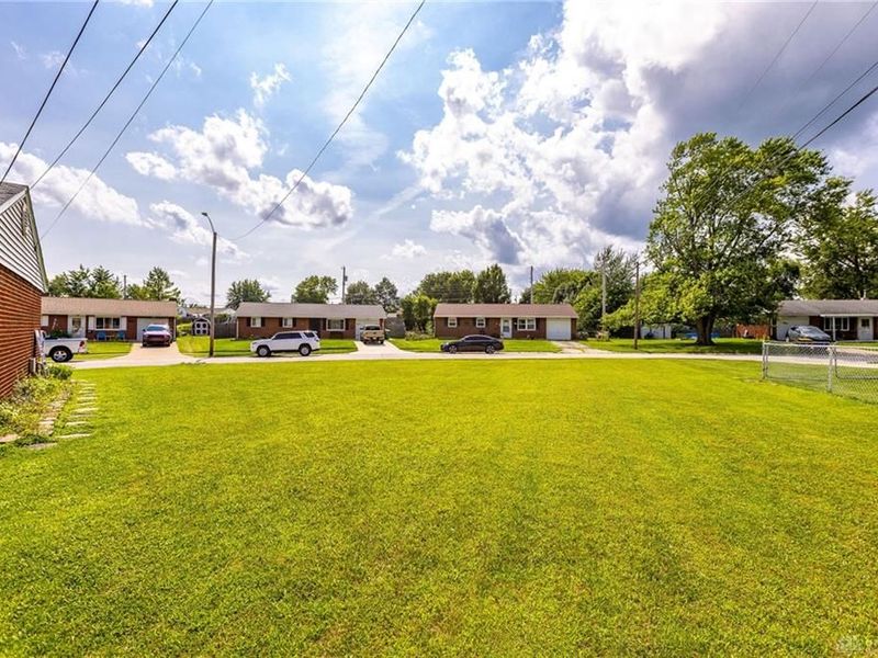 272 Foothill Drive, Brookville, OH 45309 Photo 8
