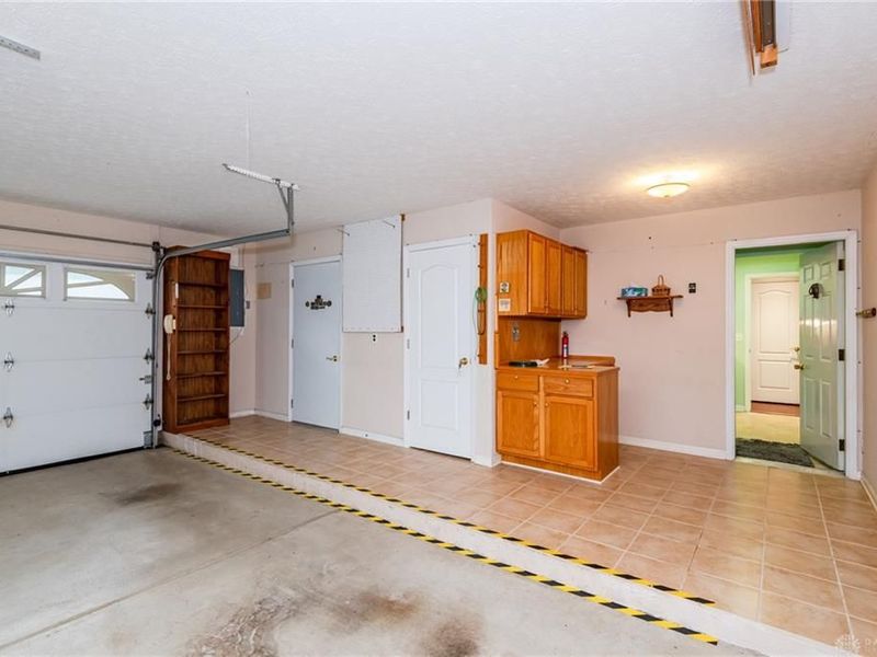 1295 Candlelite Lane, Fairborn, OH 45324 Photo 43