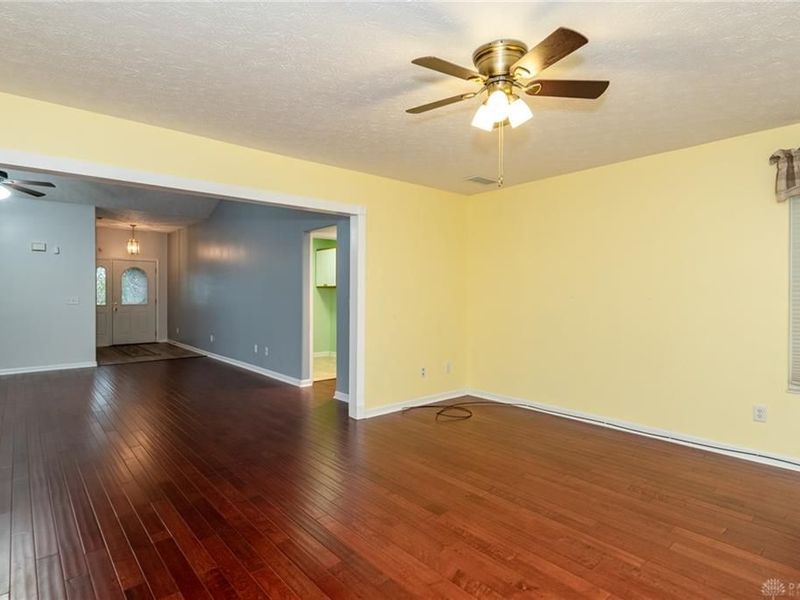 1295 Candlelite Lane, Fairborn, OH 45324 Photo 6