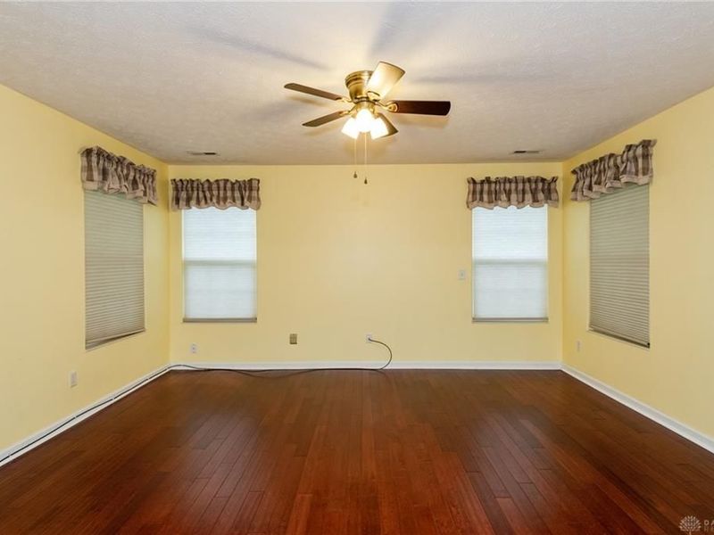 1295 Candlelite Lane, Fairborn, OH 45324 Photo 9