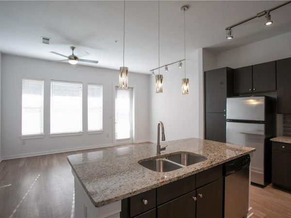 1900 Barton Springs RD, Unit 1040, Austin, TX 78704