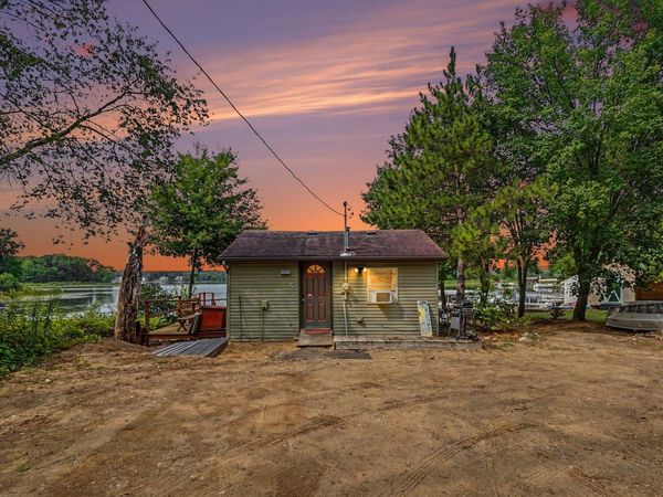 8221 S Island View Drive, Newaygo, MI 49337