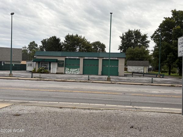 101 E Kiracofe Avenue, Elida, OH 45807