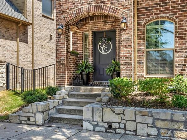 5646 Grosseto Drive, Frisco, TX 75034