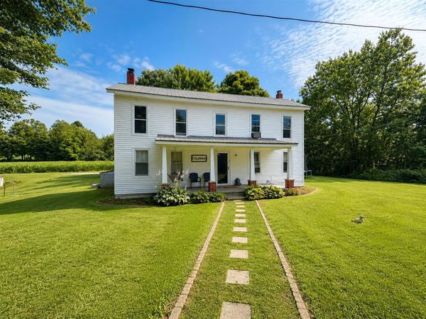 4040 Bridgeport Road , Edmonton, KY 42129