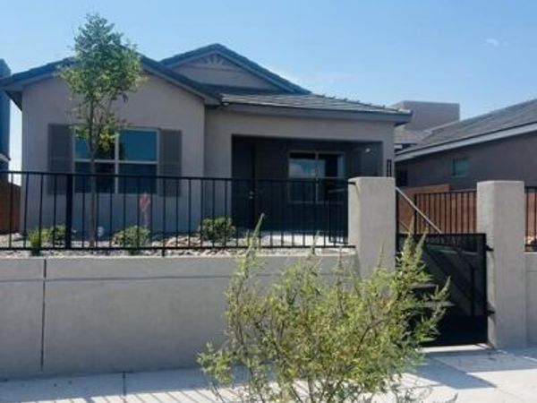 5823 Diebenkorn SE, Albuquerque, NM 87106