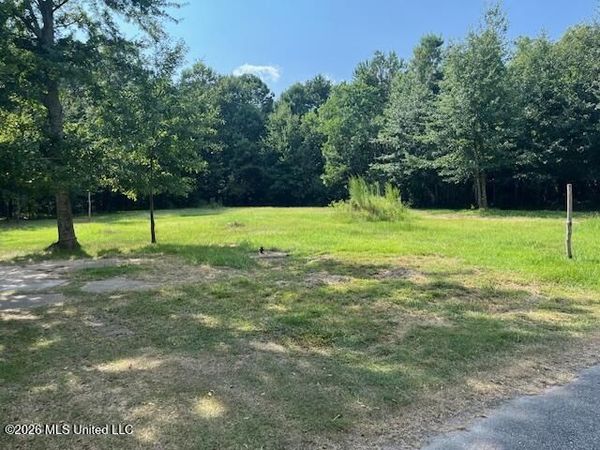 5015 Lepoma Avenue, Biloxi, MS 39532