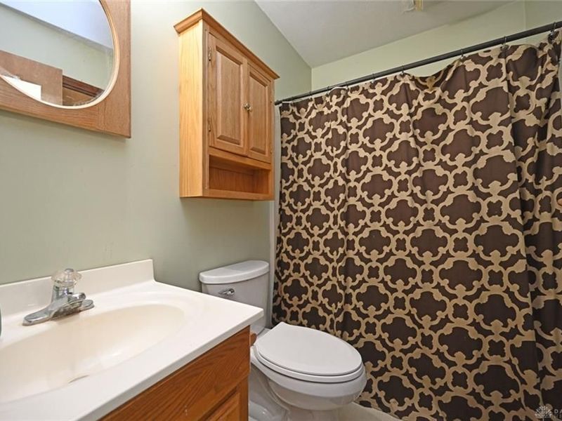 4112 Carondelet Drive, Dayton, OH 45440 Photo 28