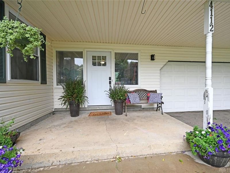 4112 Carondelet Drive, Dayton, OH 45440 Photo 4