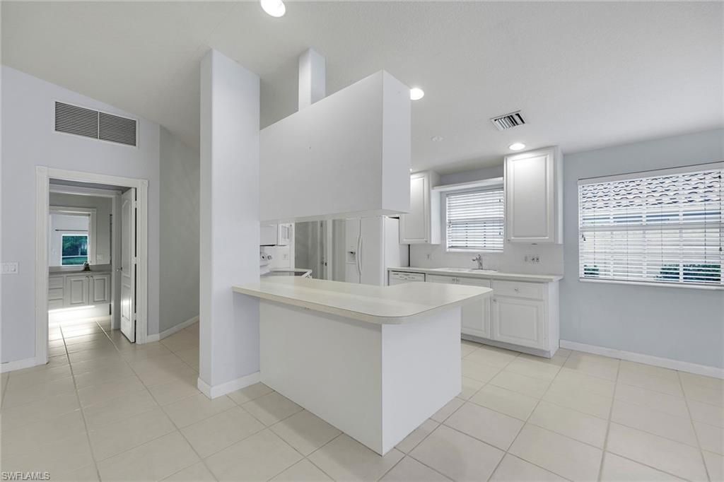 4922 Kingston Way, Naples, FL 34119 Photo
