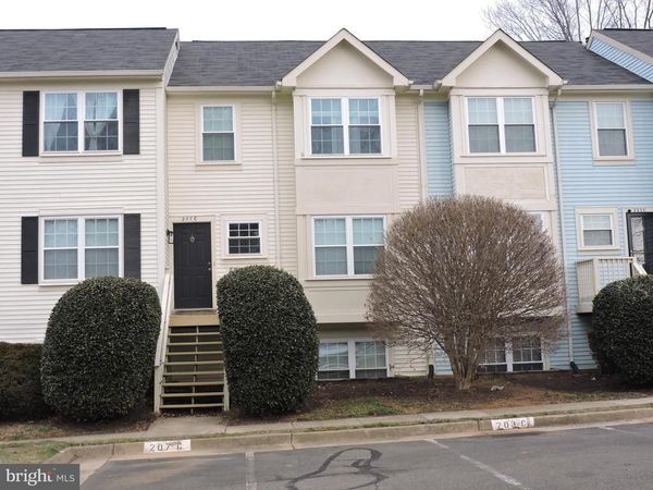 207C FERNWOOD PLACE, WARRENTON, VA 20186