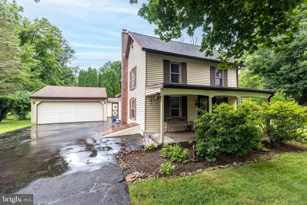1108 DOGWOOD LANE, QUAKERTOWN, PA 18951