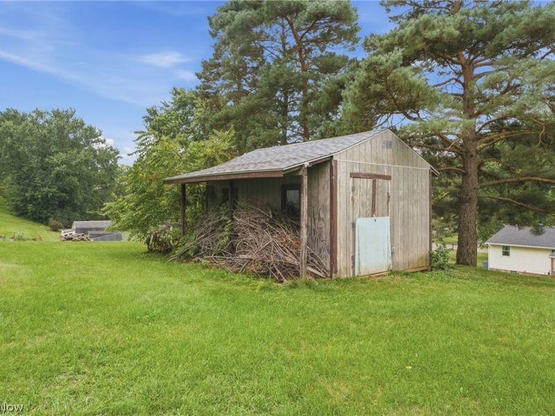 6965 Glenmere Avenue NE, Canton, OH 44721 Photo 38