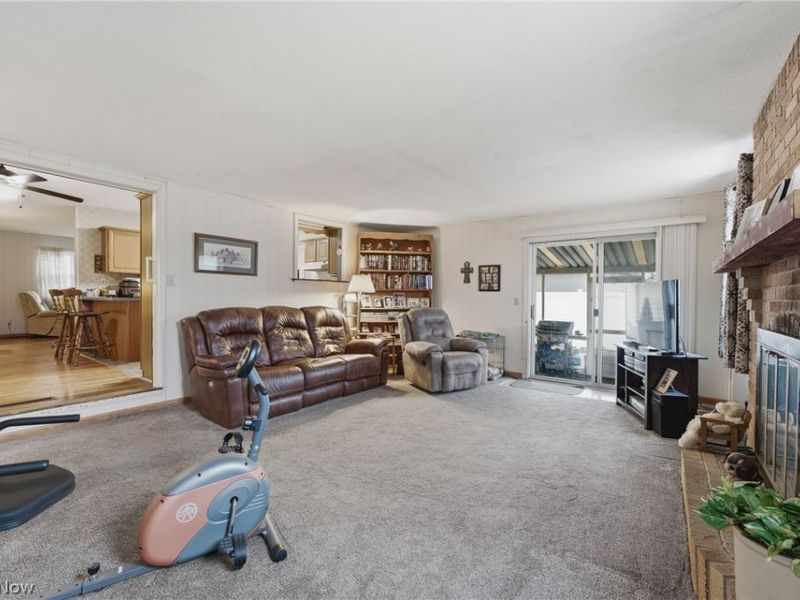 6965 Glenmere Avenue NE, Canton, OH 44721 Photo 9
