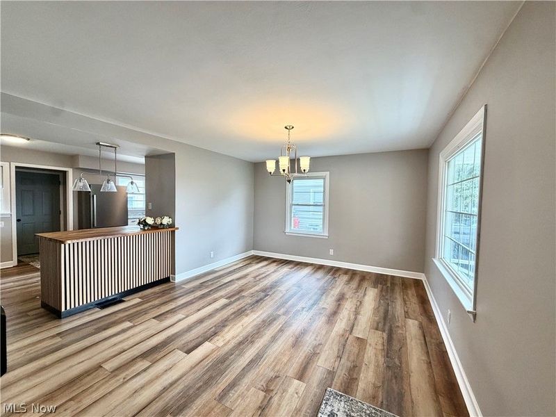 752 Laird Avenue NE, Warren, OH 44483 Photo 2
